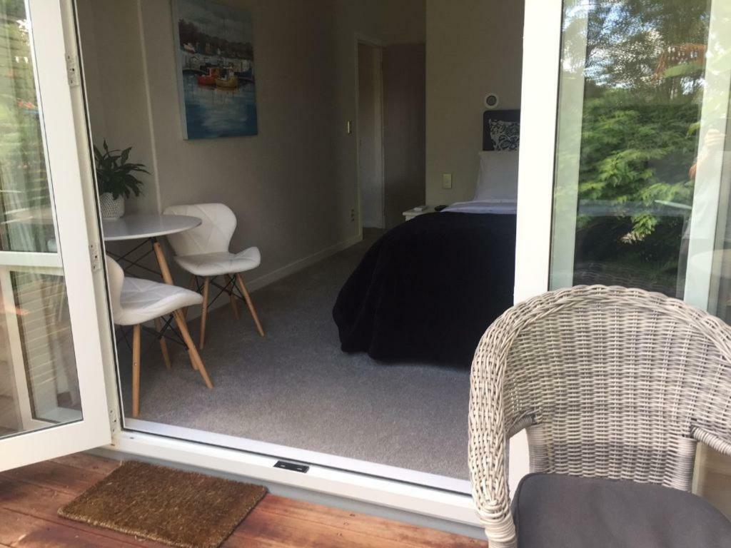 Kereru Cottage Russell - James Cook Apartment Exterior foto